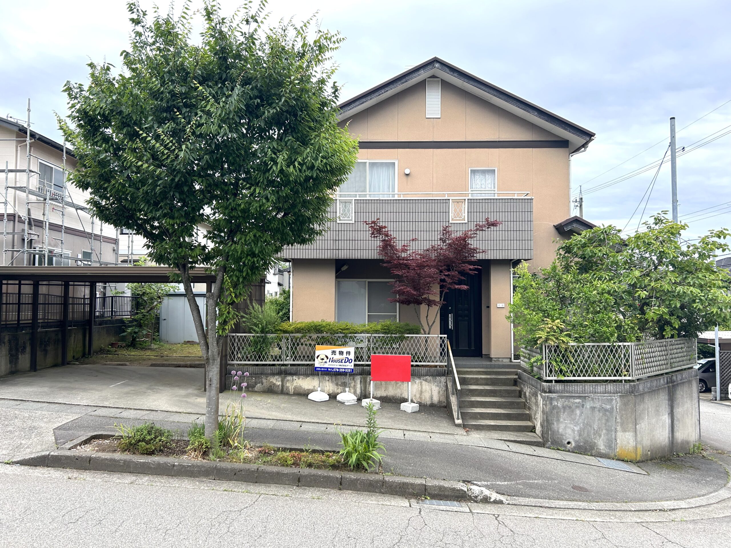 金沢市御所町